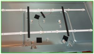 DEXP H32D7100E какие светодиоды