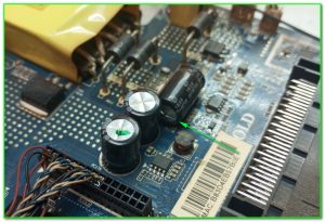 дутая емкость на выходе драйвера подсветки