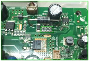 резисторы токового датчика на плате TP.MT5510S.PB756